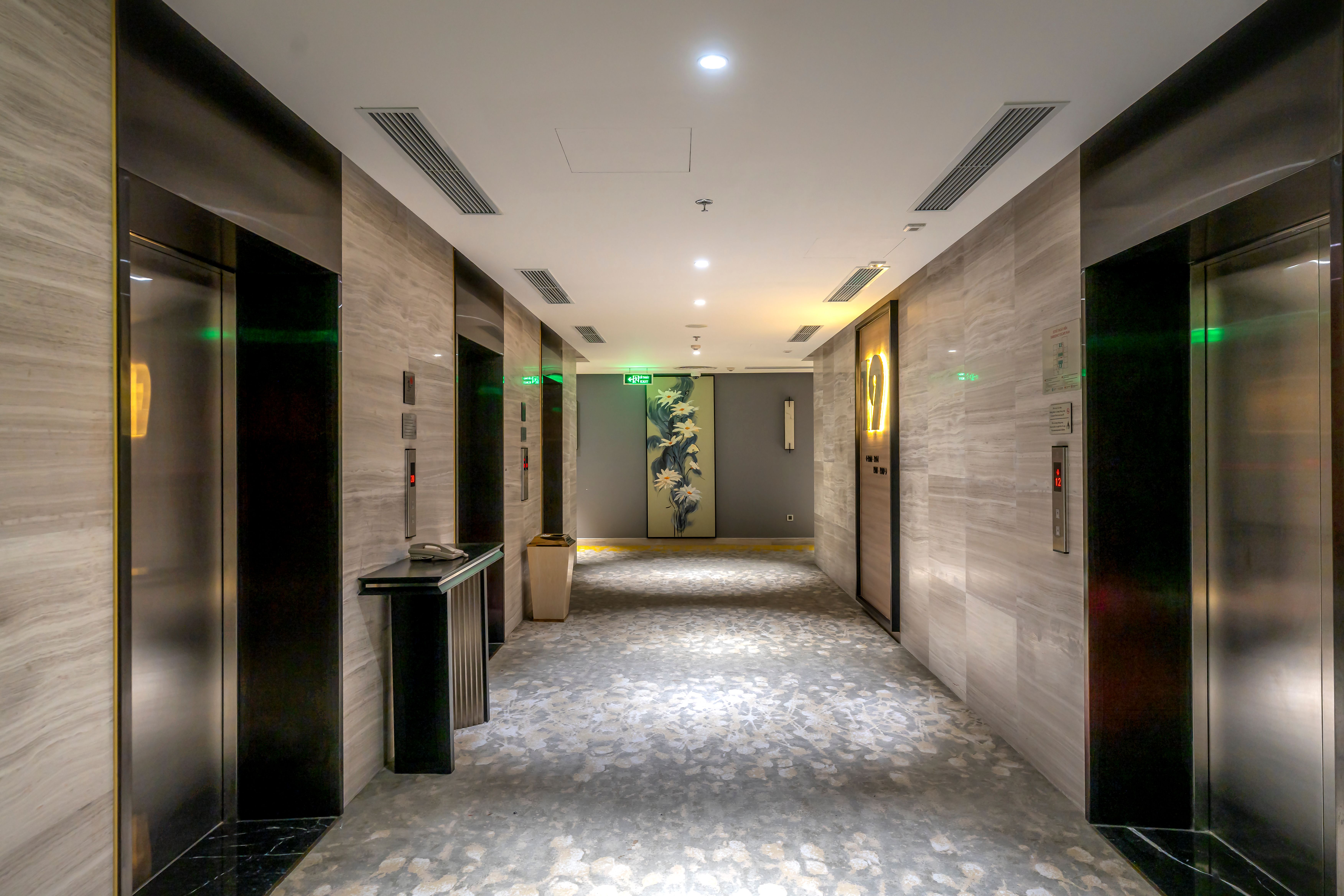 HOTEL R9 The Yard Ebino